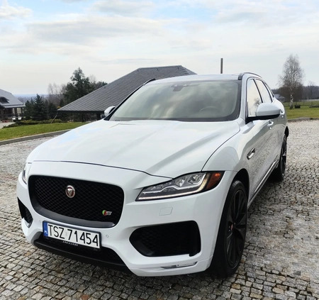 Jaguar F-Pace cena 139000 przebieg: 114000, rok produkcji 2017 z Staszów małe 781